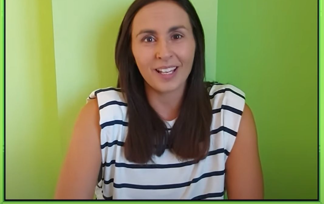 Ana Cordón explica qué es la Esclerosis Múltiple